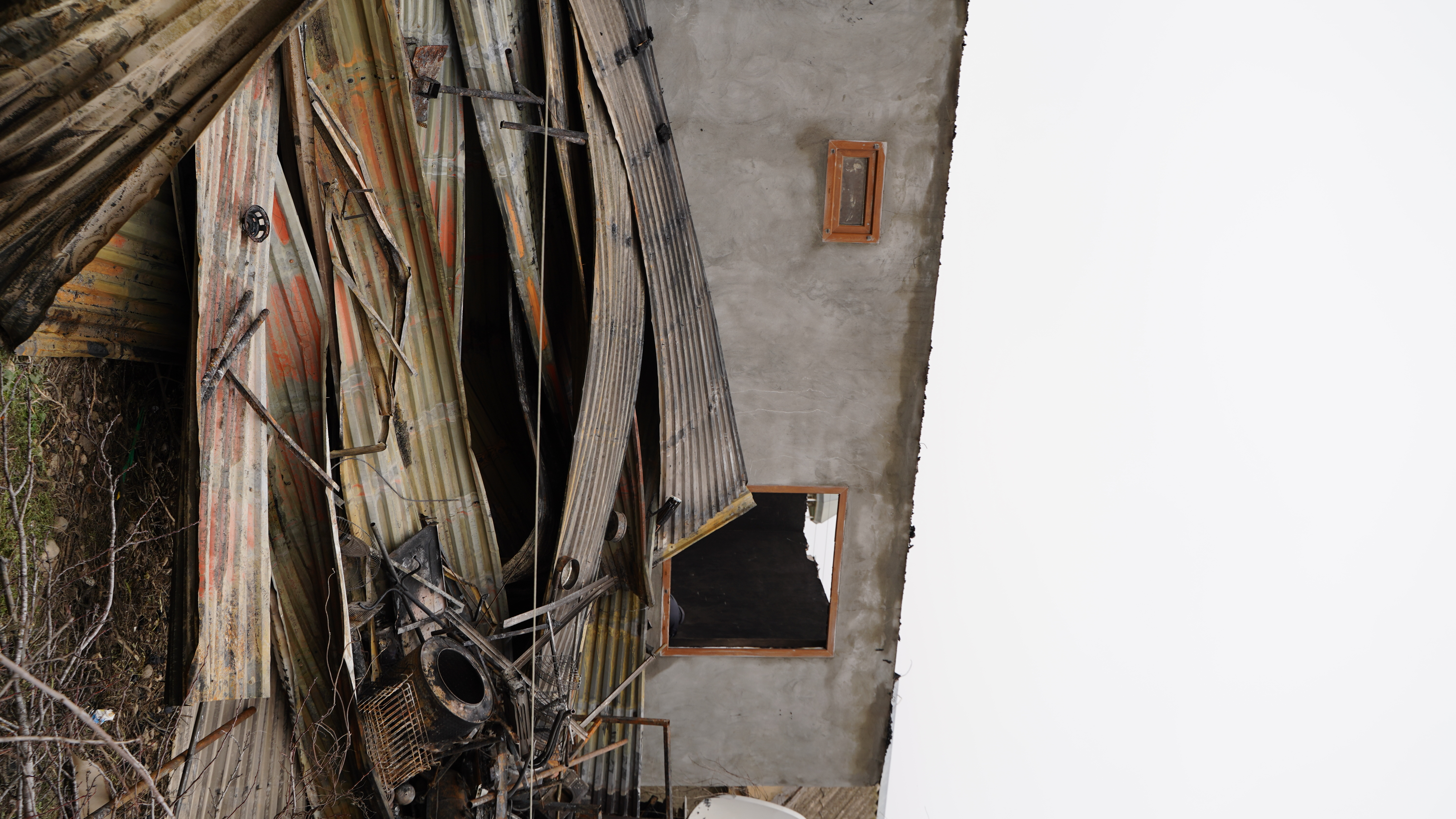 Гюльзахра — пожилая пенсионерка.