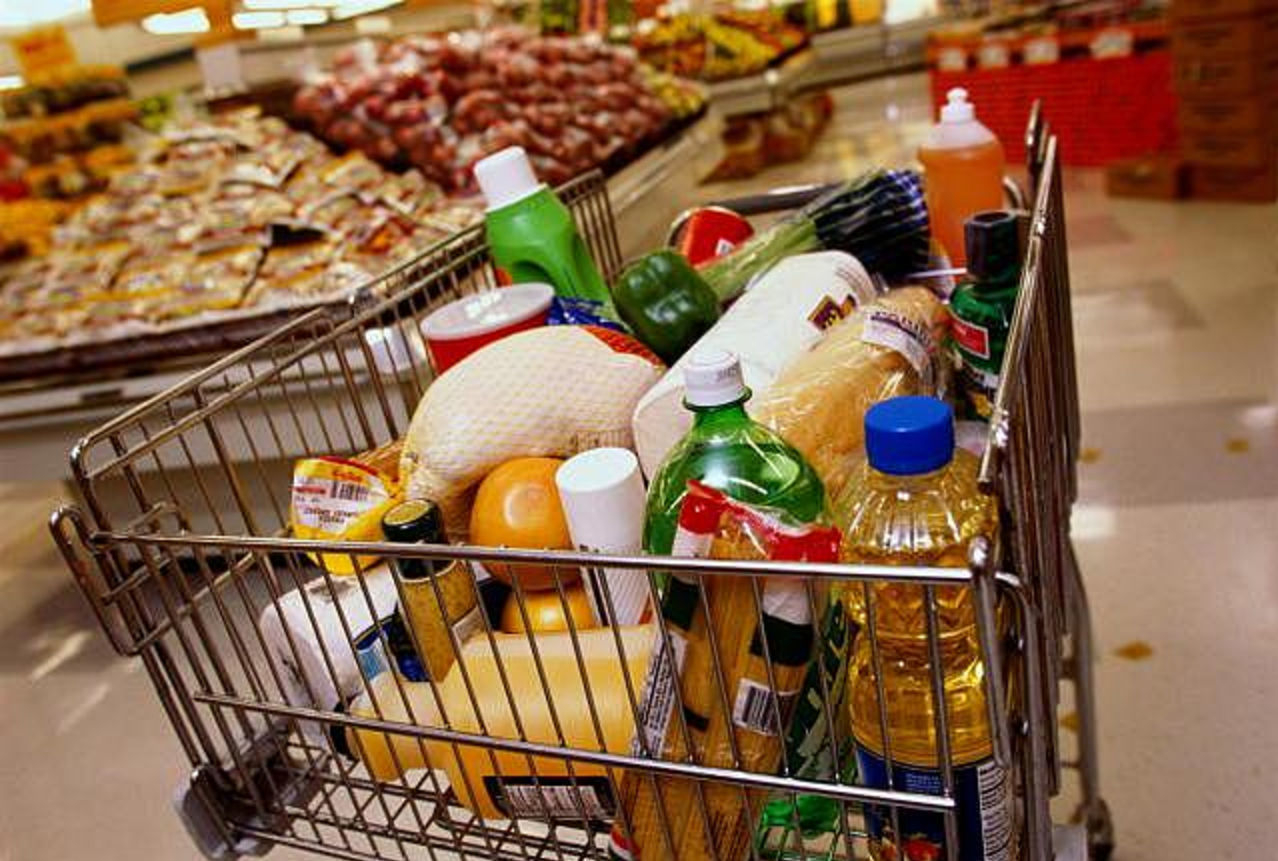 200 семей получили набор продуктов первой необходимости